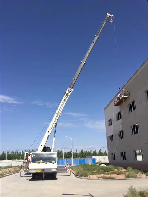 和顺县“轻装强干”—— 吊车的 “轻量化臂架” 技术