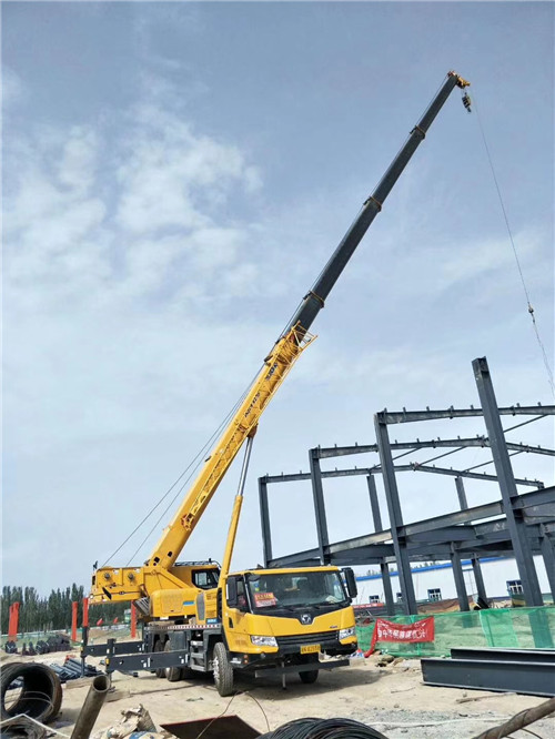 和顺县超高层建筑钢结构吊装案例